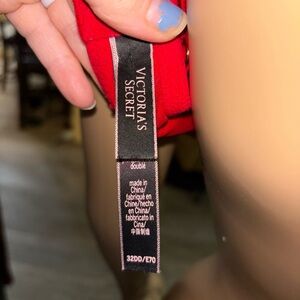 Victoria Secrets bra